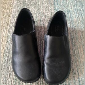 Non slip Women shoes